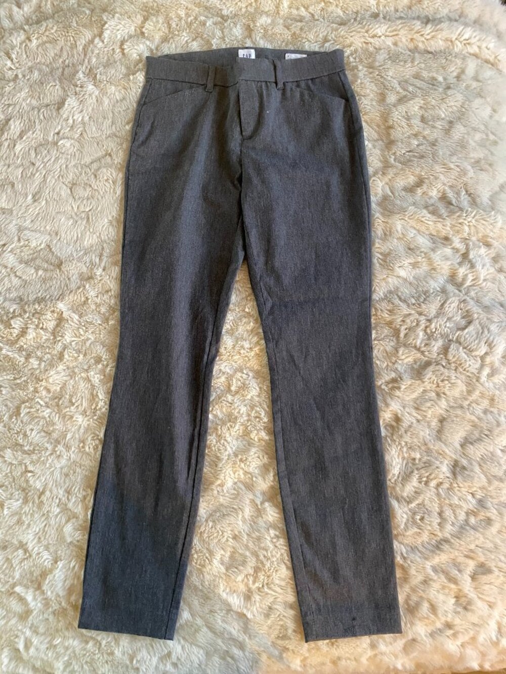 Gap Grey Signature Skinny Pants Size 2